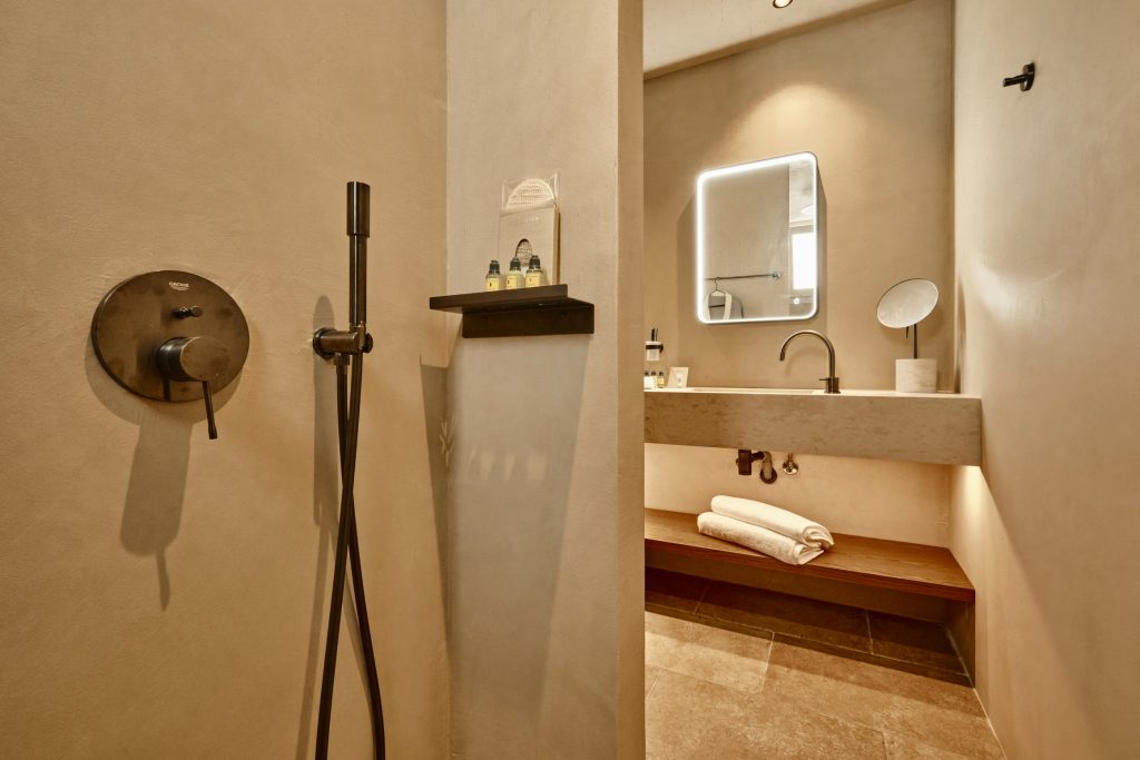 Essence-ovea-luxury-hotel-naousa-paros-01-10