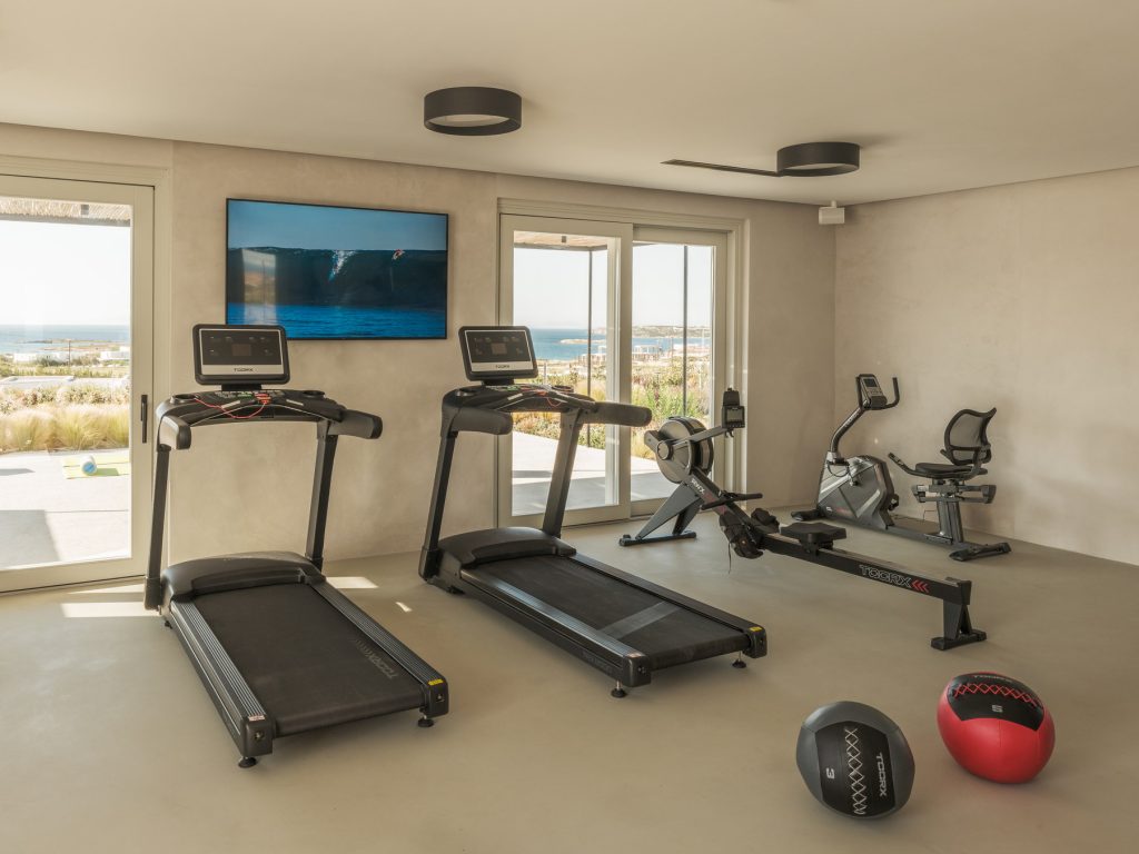 Ovea-paros-naousa-gym-03