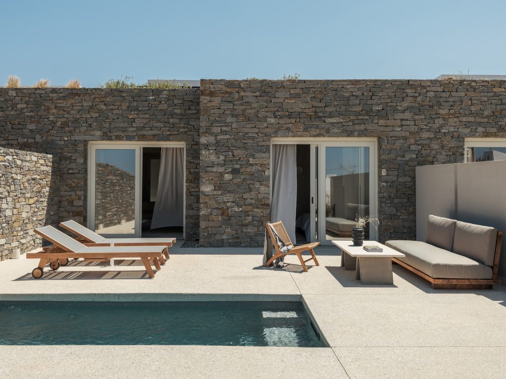 gardenGarden-ovea-luxury-hotel-naousa-paros-05
